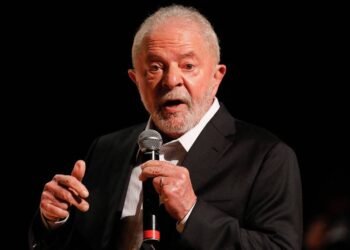 O Legado de Lula: Transformações e Programas Sociais no Brasil