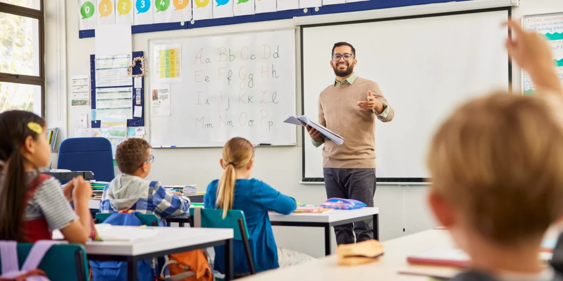 Educação no Brasil enfrenta desafios históricos e busca caminhos para garantir ensino de qualidade