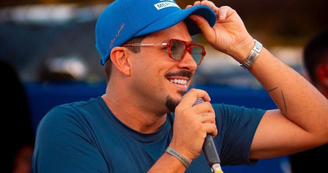 Matheus Meira se destaca como um dos principais estrategistas musicais da nova geração