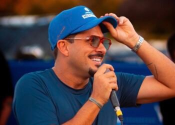 Matheus Meira se destaca como um dos principais estrategistas musicais da nova geração