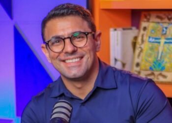 Simon Ráfaga transforma fé, família e empreendedorismo em inspiração para milhões nas redes sociais