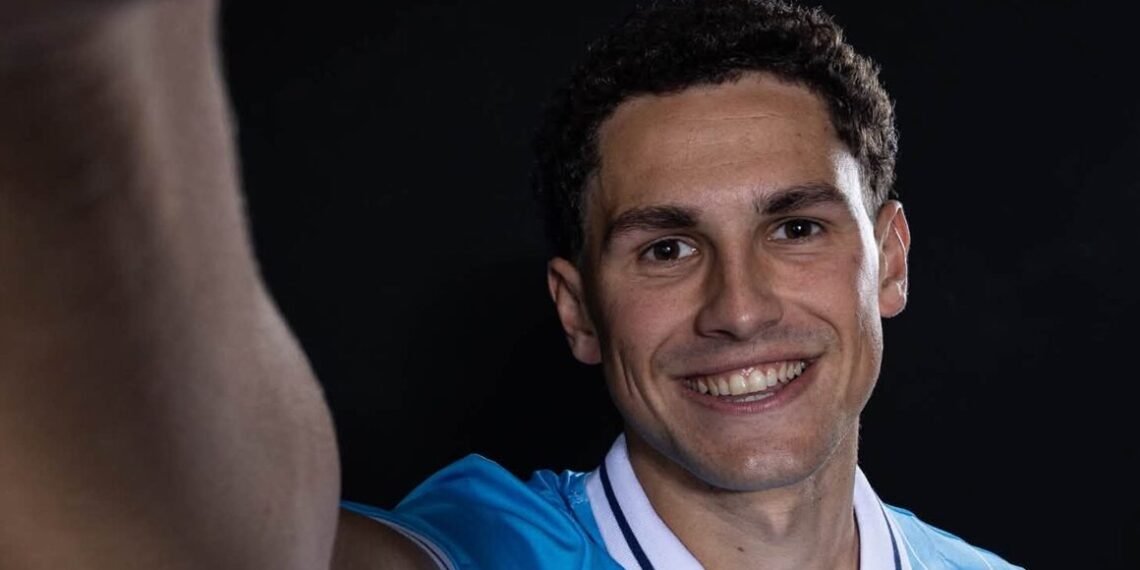 Lucas antanón reforça vizela