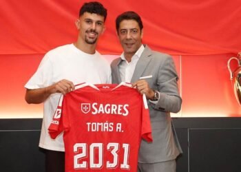 Tomás araújo renova com benfica até 2031